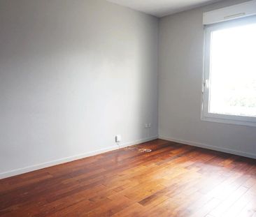 Location Appartement 2 pièces 46m² LILLE 59000 - Photo 3