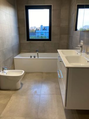 Appartement te huur - Photo 1