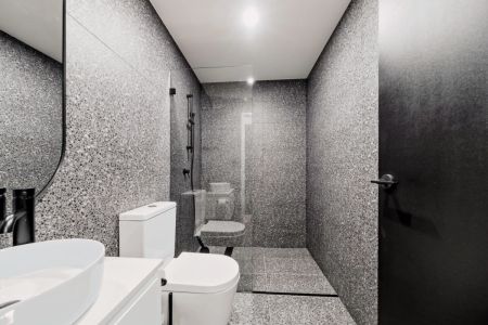 Superior 1 bed Unit - Photo 2