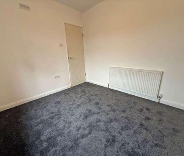 Brook Street, Royton, OL2 - Photo 3