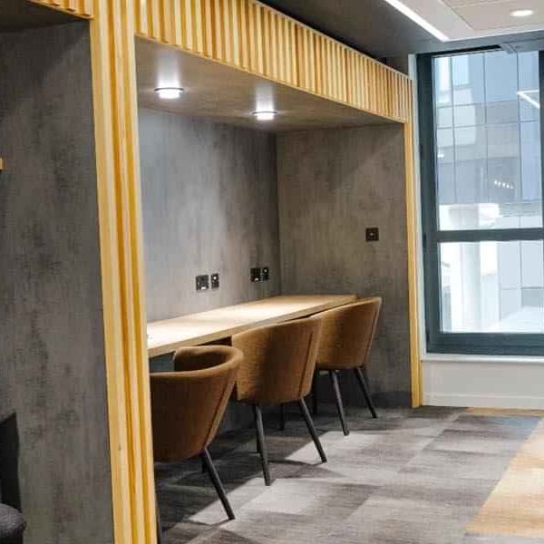 Bronze Studio - Photo 1