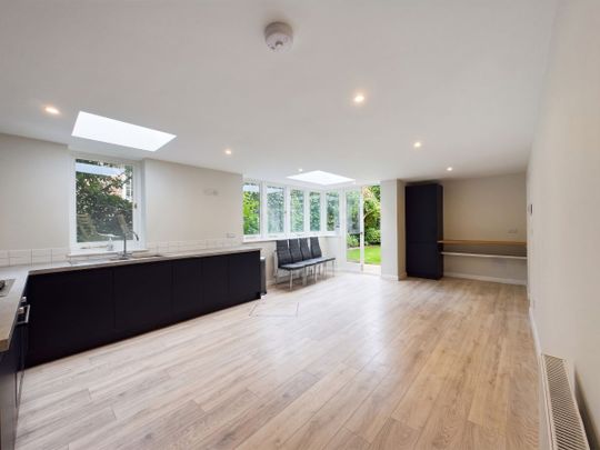 Stratford Villas, NW1, London - Photo 1