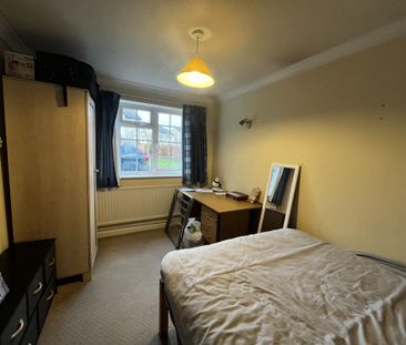 4 bedroom detached house to rent - Photo 6