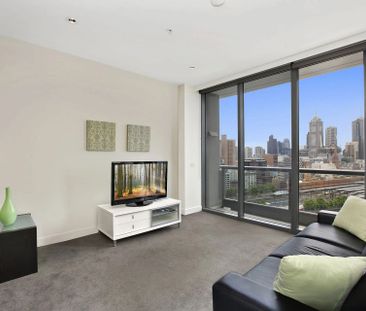 Convenient Apartment Living in the Heart of Southbank - Photo 1