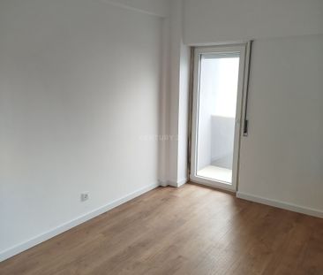 🏡 Apartamento T1 Renovado para Arrendamento – Casal S. Brás, Amadora 🏡 - Photo 4