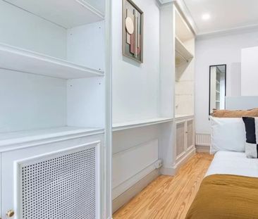 Calle del Abedul, Madrid, Community of Madrid 28036 - Photo 4