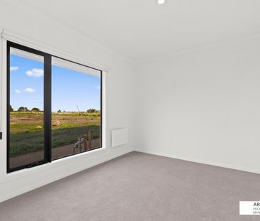 13/50 Plush Circuit, Epping, VIC, 3076 - Photo 5