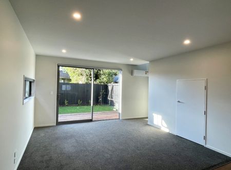 6/101 Mackworth Street, Woolston - Photo 5