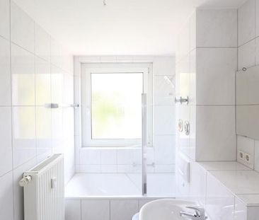 - - - ! ! ! EINBAUKÜCHE - - - BALKON - - - DACHGESCHOSS ! ! ! - - - - Photo 4