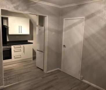 36 Silverstream Crescent, Bangor, BT20 3NE - Photo 4