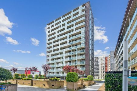 Meadowside Quay Walk - Photo 2