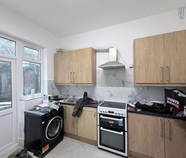 3 bedroom maisonette to rent - Photo 3