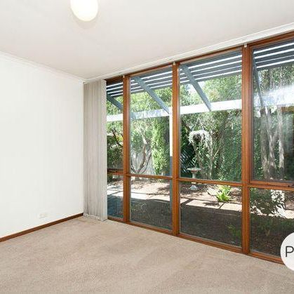 5 Fenwick Place, Belconnen ACT 2617 - Townhouse For Rent | Domain - Photo 1