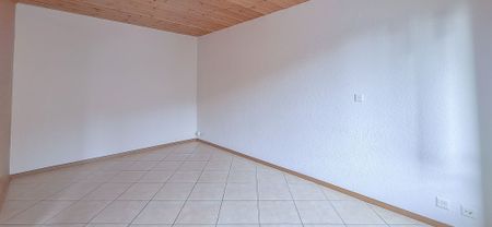 3.5 room apartment on the 2nd floor - Elevator - In the heart of Ste-Croix - Photo 5