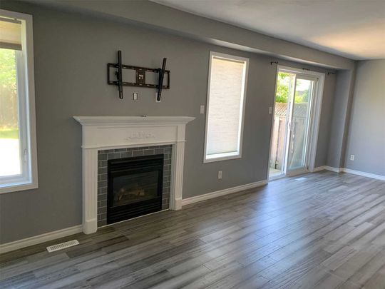 For Lease - 136 Tunbridge Road, Barrie, Ontario - Photo 1