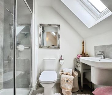 3 bedroom semi-detached house to rent - Photo 5