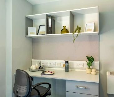 Silver En Suite - Photo 1