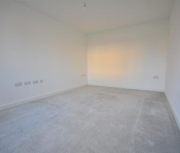 4 Springfield Drive, Derby, DE22 2TU - Photo 1