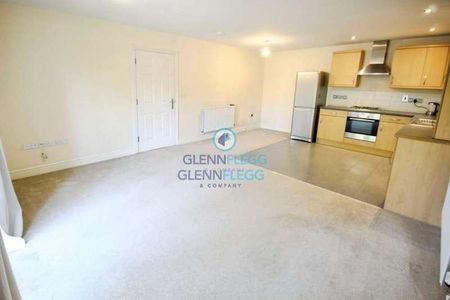 Langley, Slough, Berkshire, SL3 - Photo 5
