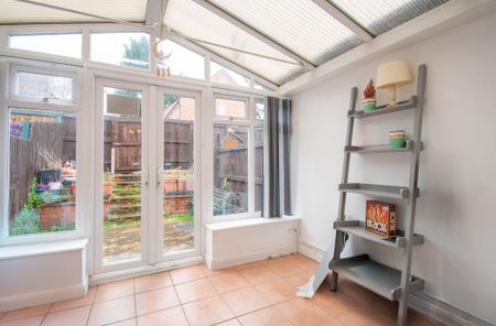 3 bedroom terraced house to rent - Photo 2