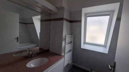 location Appartement T2 DE 54.26m² À GARCHES - Photo 5