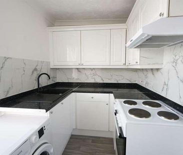 Arthur Street, Grays, RM17 - Photo 6