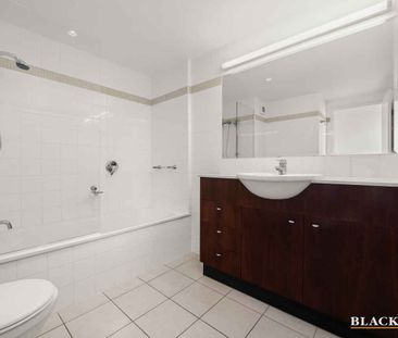 Comfortable living in a quality location - Photo 2