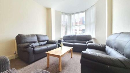 Palatine Road, Blackpool, FY1 - Photo 2