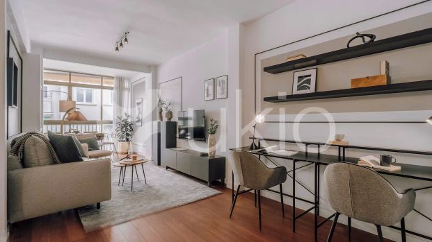 Apartamento de alquiler en Calle de Cristóbal Bordiú, Ríos Rosas - Nuevos Ministerios - Photo 1