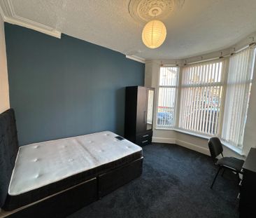 Grosvenor Road, Liverpool - Photo 4