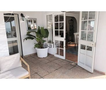 Alquiler de chalet adosado en Calle Encinas - Photo 2