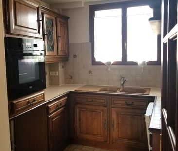 Location Appartement 2 pièces 57m² JOINVILLE LE PONT 94340 - Photo 2