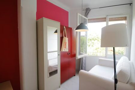 Carrer del Cinca, Barcelona, Catalonia 08030 - Photo 5