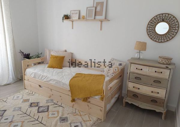 Alquiler de piso en Calle Enrique de las Marinas, 1