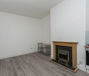 FOUNTAIN STREET MORLEY LEEDS LS27 0AL - Photo 6