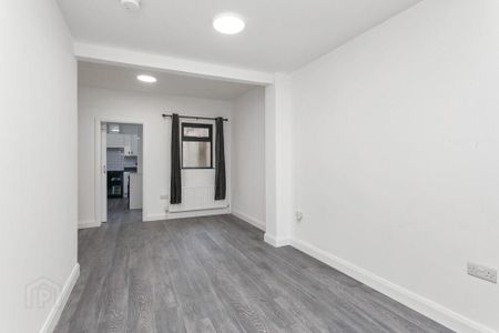 21 Bloomfield Street, Belfast, BT5 5AU - Photo 2