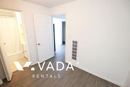 Unfurnished, Pet Friendly, 1 Bed 1 Bath Apartment For Rent - Photo 5