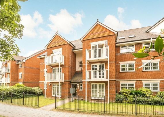 Macmillan Way, SW17 6AU, London - Photo 1