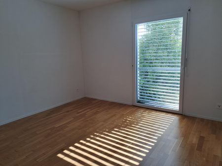 SUGIEZ / 2,5 pièces de 90 m2 avec terrasse - Photo 2