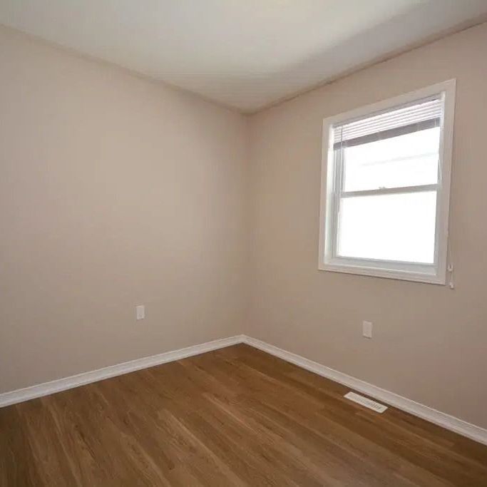 For Lease - 26 Louise Lane Unit# Main Fl, Orillia, Ontario - Photo 1