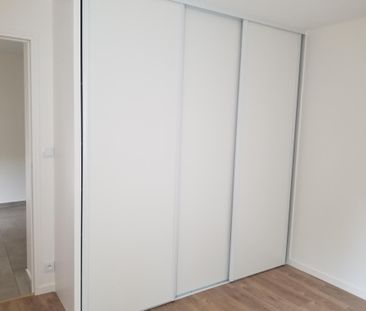 Location Appartement 2 pièces 39m² ST MAUR DES FOSSES 94210 - Photo 4