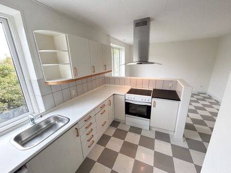 Skøn og hyggelig 3-værelses lejlighed med hems - Photo 5