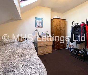 6 Bedroom Mid Terraced House for rent in Chestnut Avenue - Photo 5
