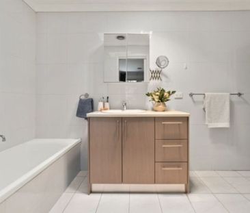 121A Justin Avenue, Glenroy VIC 3046 - House For Rent | Domain - Photo 1