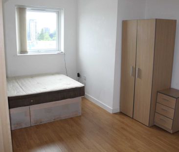 Ladywell Point, Salford - Photo 6