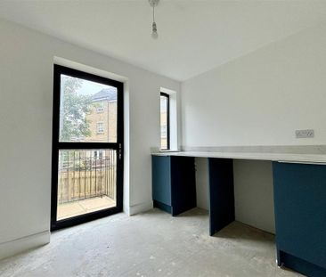 3 bedroom townhouse to rent - Photo 6