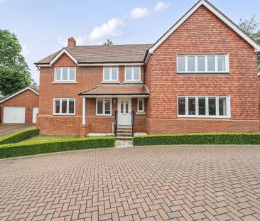 6 bedroom detached house to rent - Photo 2