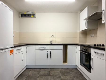 Regatta Court, Oyster Row, Cambridge - Photo 5