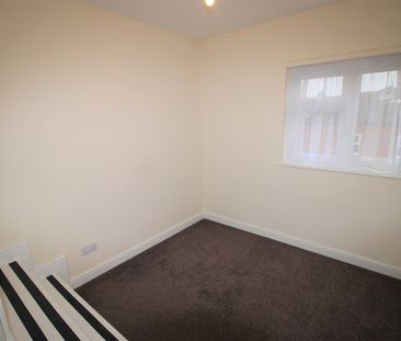 Bromsgrove Road, Redditch - Photo 3