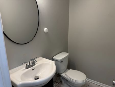 For Lease - 25H Banner Road, South of Baseline to Knoxdale, Ontario - Photo 2